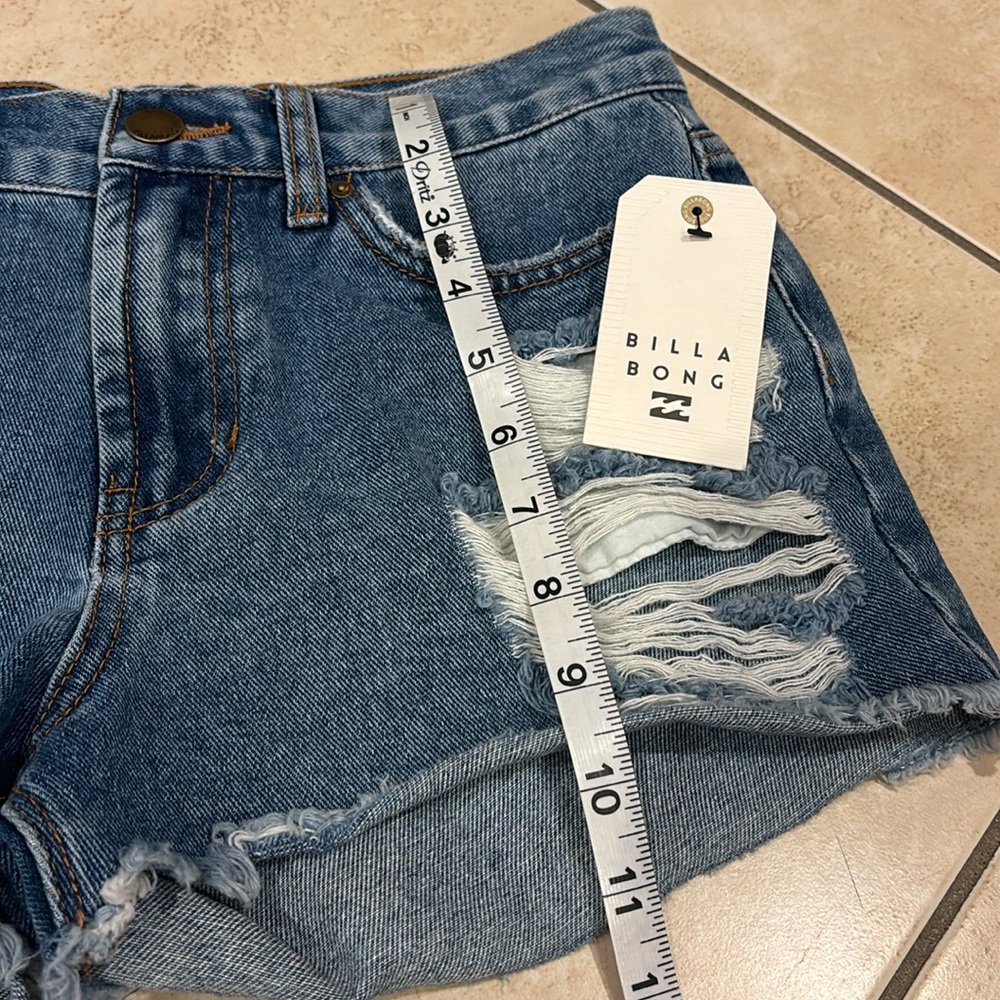 Brand๐๐๐ฅ๐ BILLABONG denim shorts - Picture 8 of 11